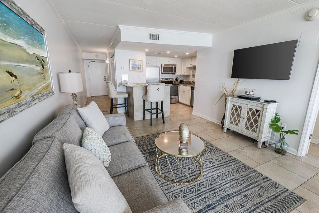Island Winds East: Beachfront Condo with Million Dollar Views Gulf Shores Exterior photo